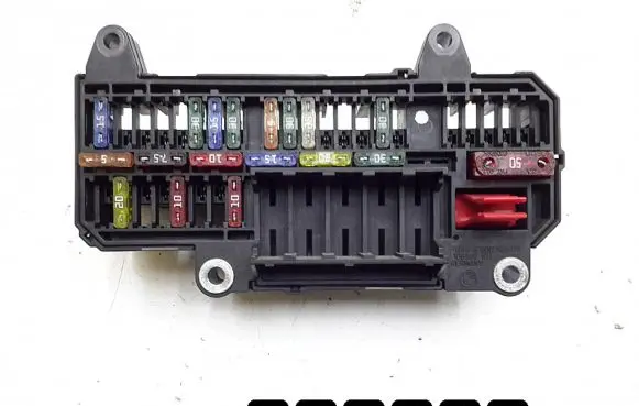 BMW 7 E65 E66 Fuse module 6113690058301