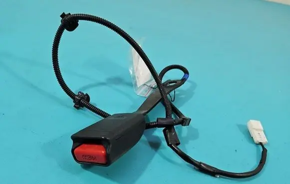 Toyota Yaris Front seatbelt IMPRK1536407
