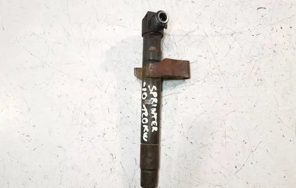 Mercedes-Benz Sprinter W906 Fuel injector A6510704987 83J6PH24YS