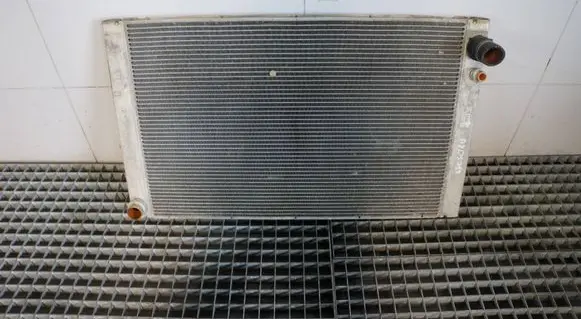 Audi A8 S8 D3 4E Coolant radiator 4E0121251