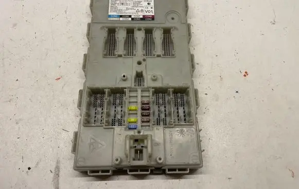 BMW 5 G30 G31 G38 Comfort/convenience module 8715804 A2C16554504 000034AE