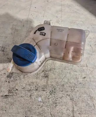 Audi A6 S6 C5 4B Coolant expansion tank/reservoir 111030