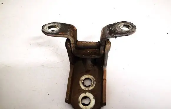Nissan Tiida C11 Front door upper hinge 
