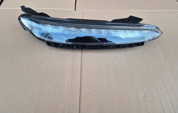 Hyundai Kona I LED Daytime headlight 92208J9500