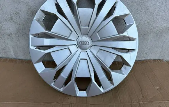 Audi Q3 F3 R17 wheel hub/cap/trim 83A601147