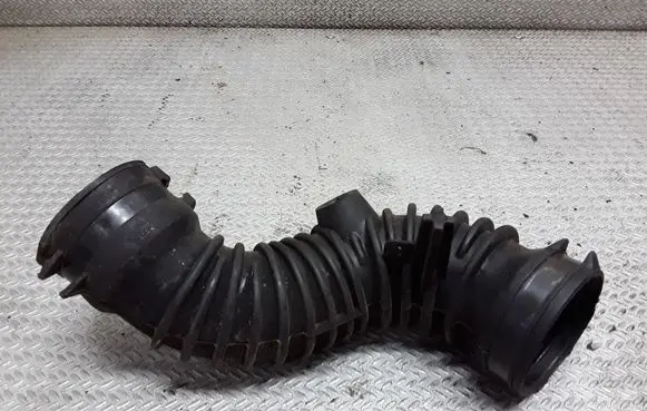 Opel Vivaro Intercooler hose/pipe