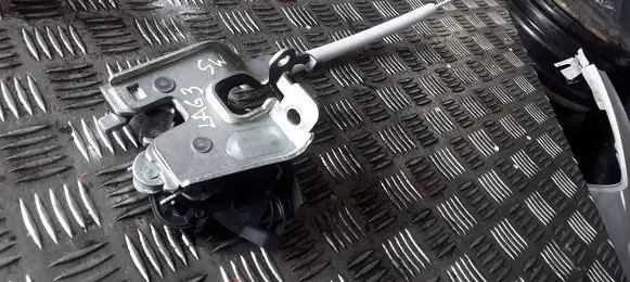 Renault Laguna III Seat back rest lock catch 883910003R