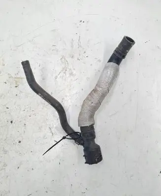 Volkswagen Jetta VI Engine coolant pipe/hose 5C0122157G