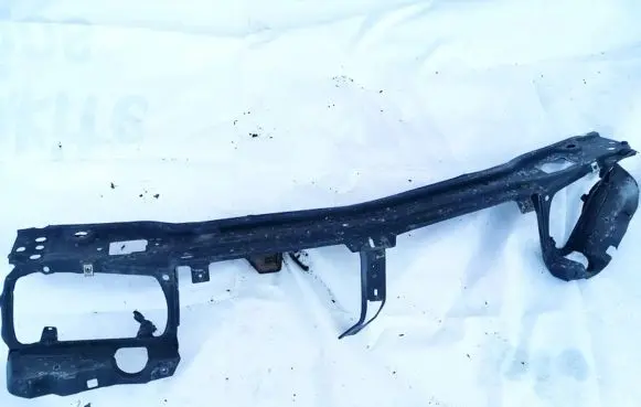 Renault Laguna I Radiator support slam panel