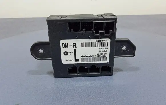 Chrysler Pacifica Other control units/modules 68316561AC