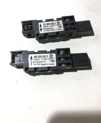 Porsche Cayenne (9PA) Airbag deployment crash/impact sensor 7L0909606D 4B0959643E 0232H2057LTQ