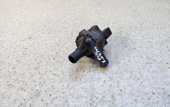 Mercedes-Benz E A207 Electric auxiliary coolant/water pump