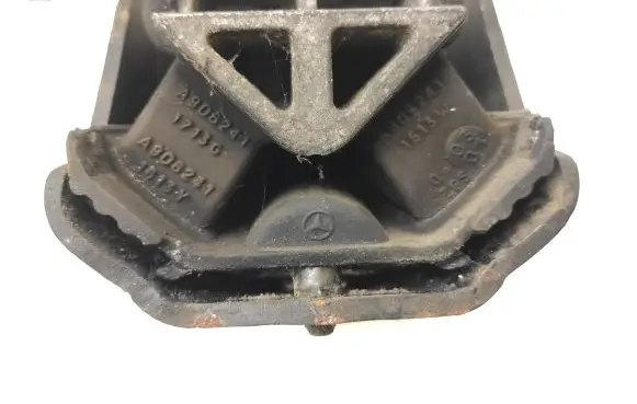 Mercedes-Benz Sprinter W906 Engine mount bracket A9062411713G