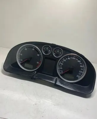 Speedometer (instrument cluster)