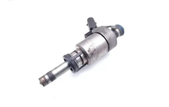 Audi A5 8T 8F Fuel injector 06H906036G