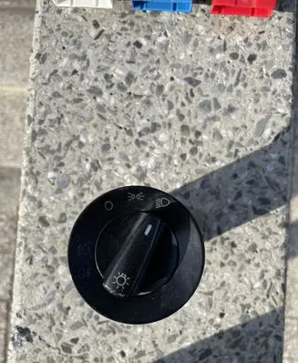 Volkswagen Sharan Light switch