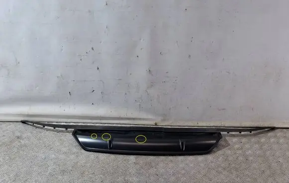 Audi Q8 Rear bumper lower part trim 4M8807941C