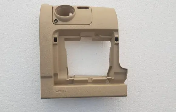 Dashboard lower bottom trim panel