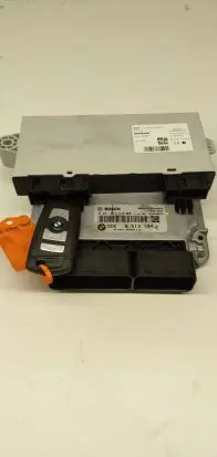 BMW X3 F25 Engine ECU kit and lock set 8513184 0281017639 030180612