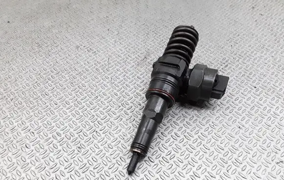 Ford Galaxy Fuel injector 038130073AC