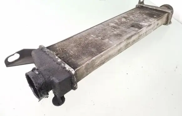 Mercedes-Benz A W168 Intercooler radiator A1685000000 01009990000
