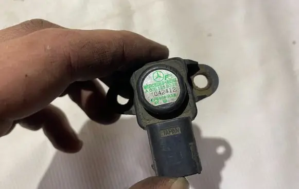 Mercedes-Benz Sprinter W906 Air pressure sensor a0051535028 0051535028