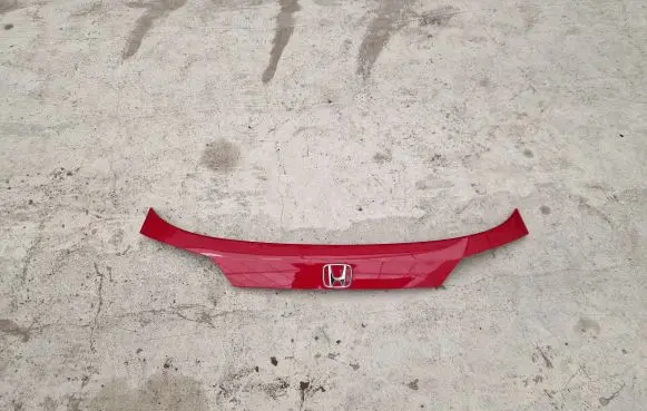 Honda HR-V Tailgate trim 74890T7A