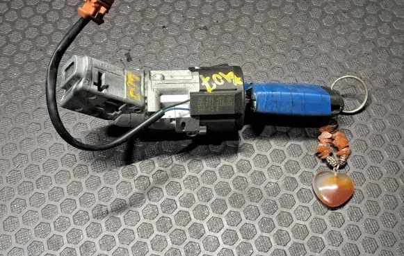 Peugeot 407 Ignition lock 9656445180 N0502455