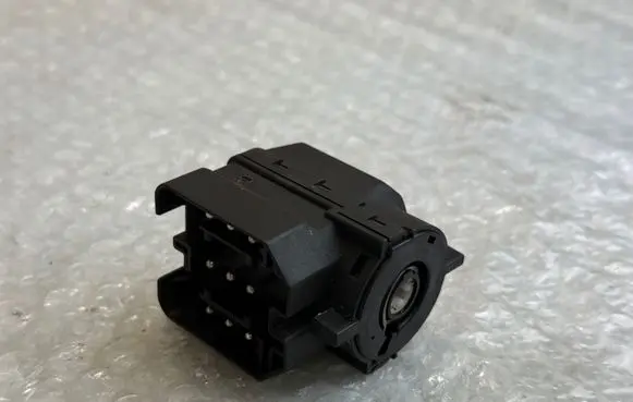 BMW 5 E39 Ignition lock contact 8363706
