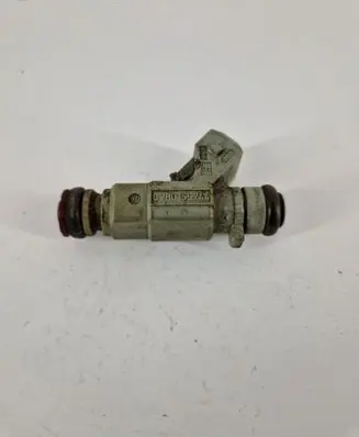 Mercedes-Benz S W220 Fuel injector A1130780049