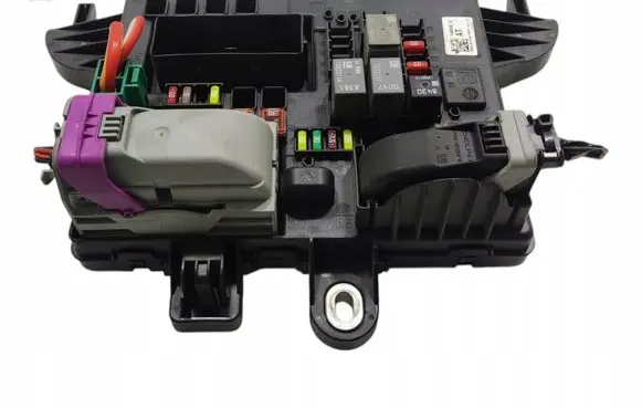 Opel Insignia A Fuse box set 13485565