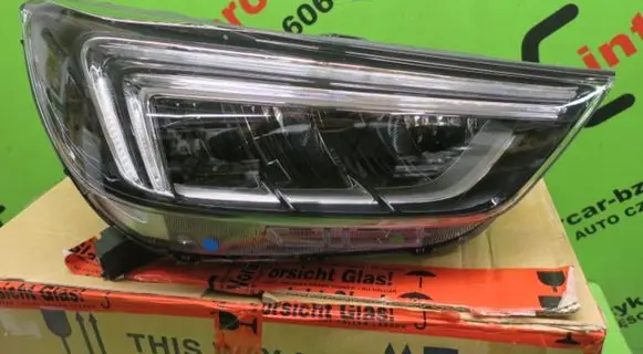 Opel Mokka X Headlight/headlamp