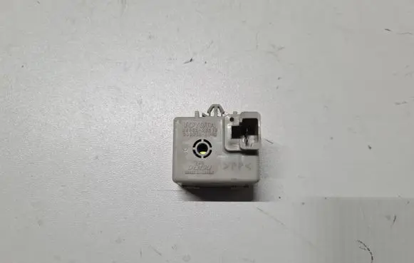 Toyota Prius (XW20) Panel speaker 0689003540 8665220010