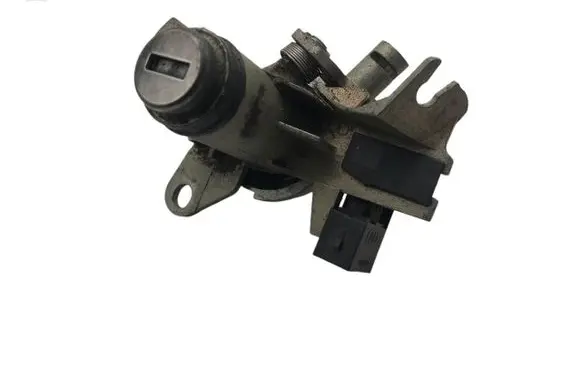 Audi A6 S6 C6 4F Tailgate exterior lock 8E0827573