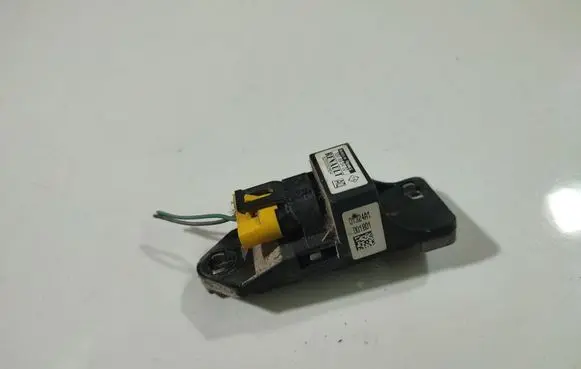 Renault Scenic I Airbag deployment crash/impact sensor 550895400