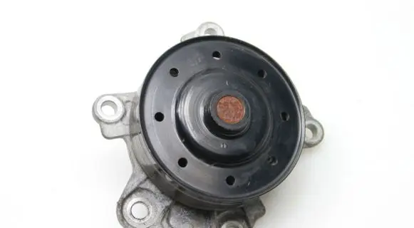 Toyota Avensis T270 Water pump