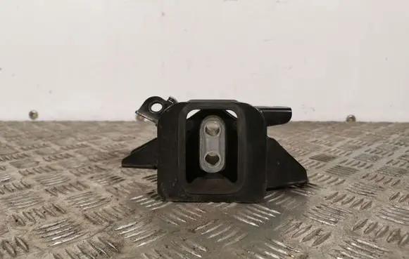 Hyundai Kona I Gearbox mount 180520284617 21830G4000
