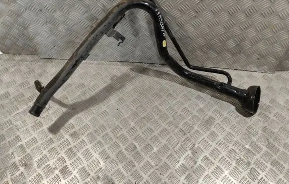 Nissan Qashqai Fuel tank filler neck pipe 