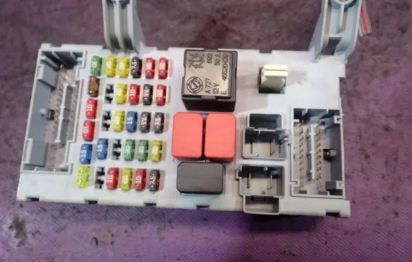 Fiat Albea Fuse box set 46821170