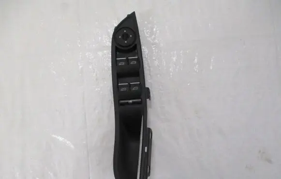 Ford Focus Electric window control switch F1ET14A132AC