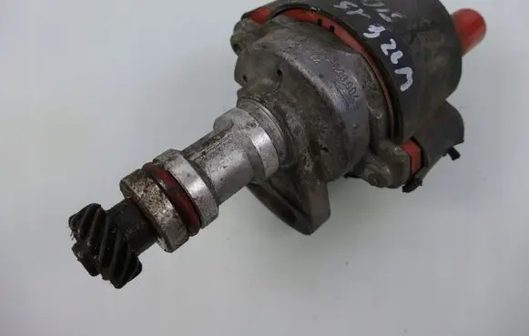 Mercedes-Benz E W124 Spark distributor 0237523004