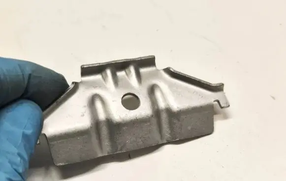 BMW X6 F16 Battery bracket 7612860
