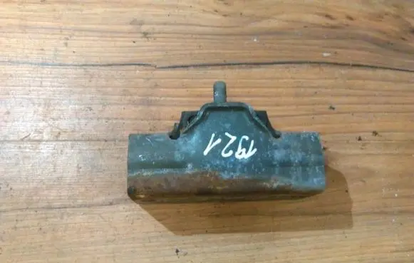 Peugeot Boxer Engine mount bracket 1307907080