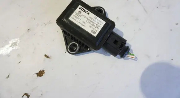 Volkswagen Phaeton ESP acceleration yaw rate sensor 8E0907637A