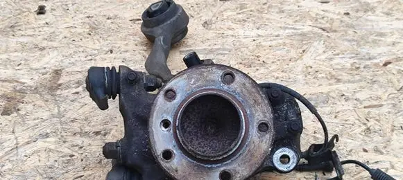 BMW 3 E90 E91 Front wheel hub 6773209