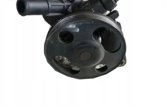 Mazda 323 F Power steering pump 6Z18