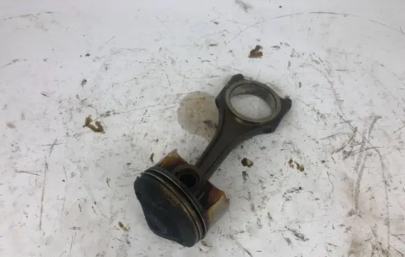 Audi A6 C7 Piston with connecting rod 06EAF