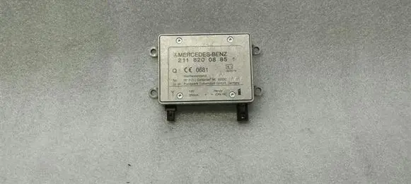 Mercedes-Benz CLS C219 Bluetooth antenna A2118200885