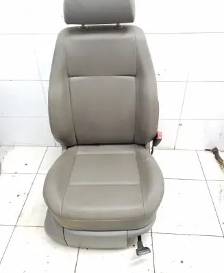 Volkswagen Caddy Front passenger seat 