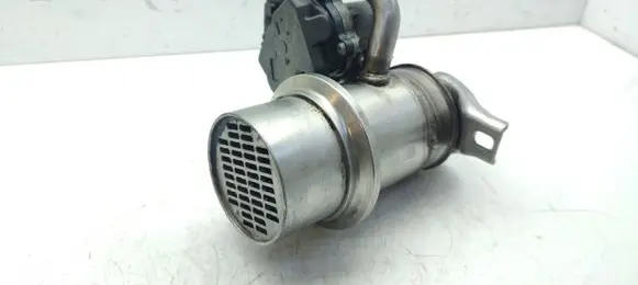 Volkswagen Caddy EGR valve cooler 04L131512AJ 04L131501L 5196146